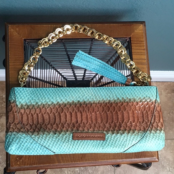 BCBG Max Azria Signature Python Snakeskin Purse - Picture 1 of 8